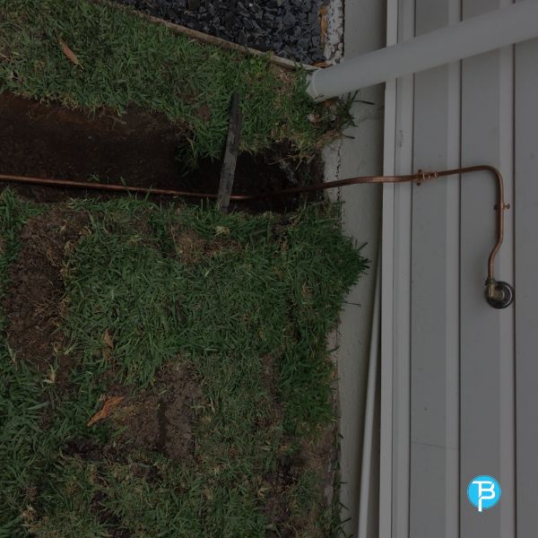 Gas fitting installation